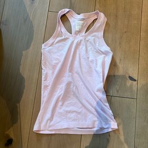 Athleta women’s tip